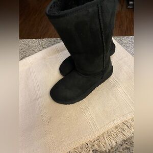 UGG Classic Tall Black Sz 5